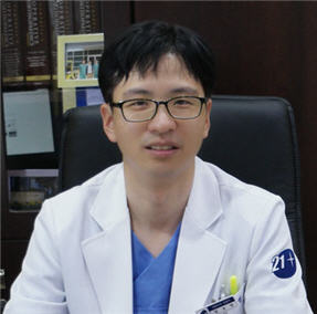류호영
